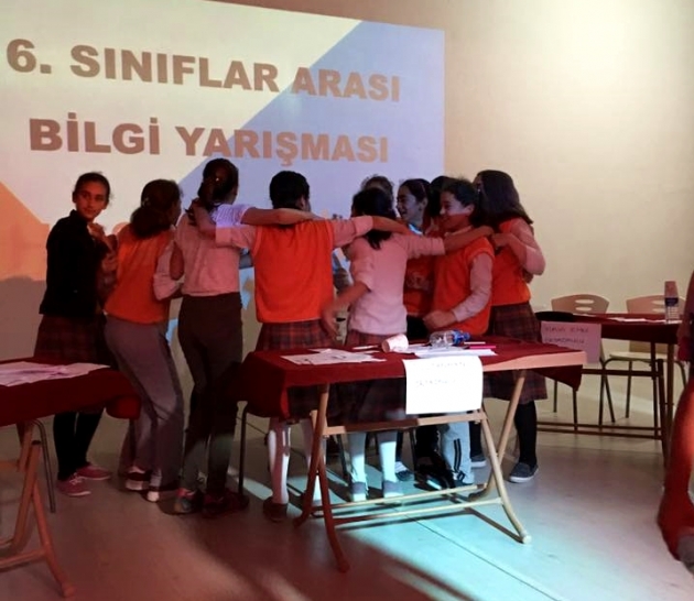 SULTANHANI'NDA ORTAOKULLAR ARASI BİLGİ YARIŞMASI DÜZENLENDİ