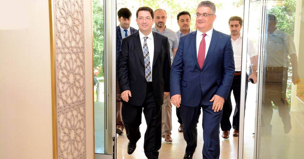VALİ AYKUT PEKMEZ’DEN BAŞKAN YAZGI’YA NEZAKET ZİYARETİ