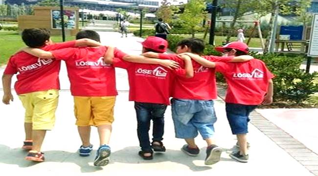 BEN HATİCE’NİN ANNESİYİM…