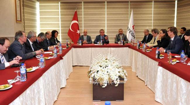 TARİHE VE MİLLİ BİRLİĞE TANIKLIK PROGRAMI KAPSAMINDA ULUSLARARASI BASIN HEYETİ TÜRKİYE’DE AĞIRLANIYOR