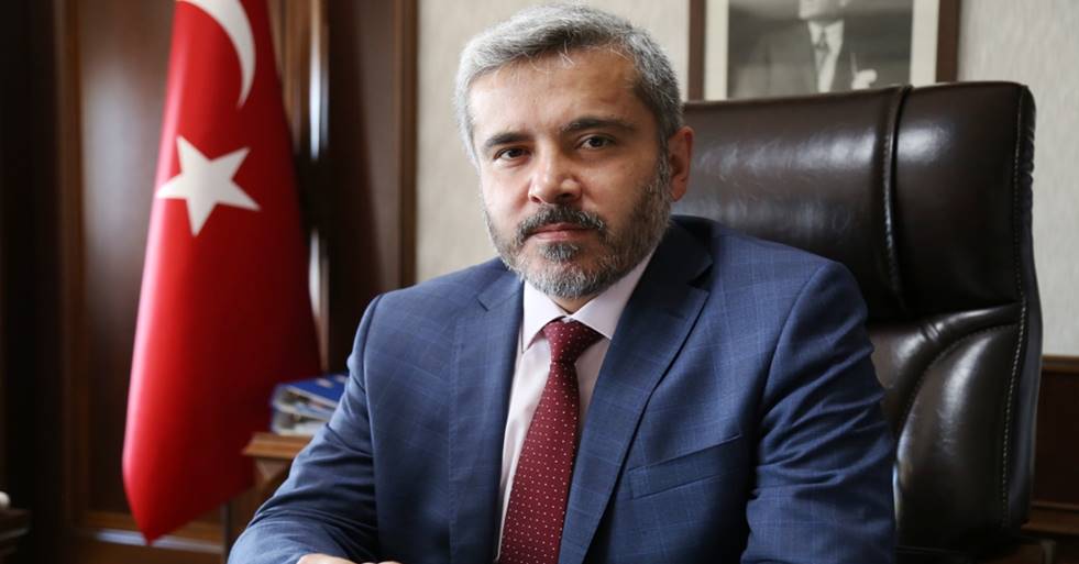 KARANLIK GÜÇLER MİLLETE BOYUN EĞDİREMEYECEK