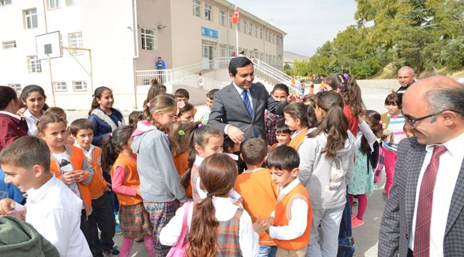 KIRŞEHİR BELEDİYE BAŞKANI BAHÇECİ; YILLARDIR ÇÖZÜLEMEYEN SORUNLARA ÇÖZÜM BULDUK 