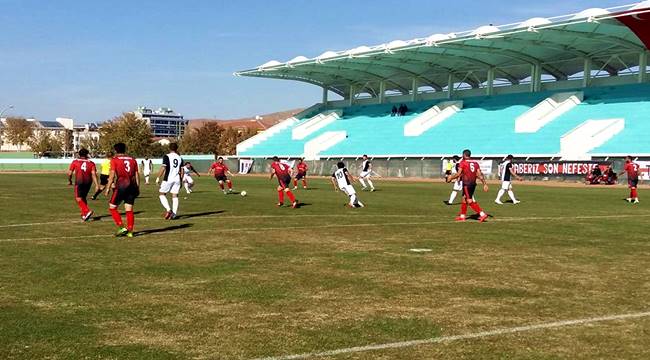 68 AKSARAY BELEDİYE SPOR YILDIZELİ BİRLİK SPOR KARŞILAŞMASIN DA GOL OLDU YAĞDI