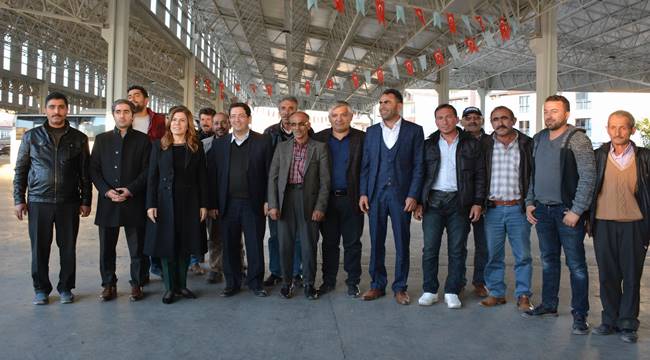 AK PARTİ GRUP BAŞKAN VEKİLİ İNCEÖZ VE BAŞKAN YAZGI, SALI PAZARINDA ESNAFLARI ZİYARET ETTİ