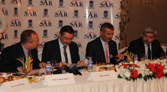 ANKARA’DAKİ ÇALIŞTAY’DA REKTÖR ŞAHİN MODERATÖRLÜK YAPTI