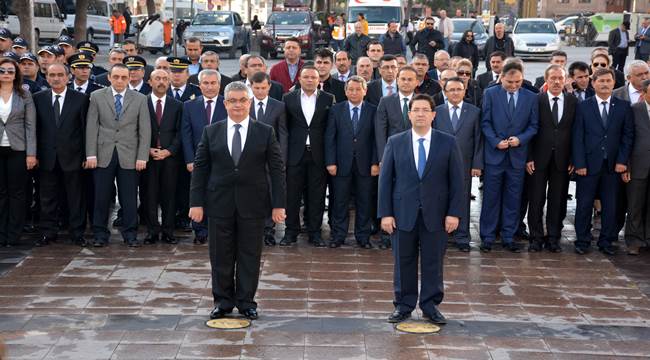 TÜRKİYE CUMHURİYETİ, ATATÜRK’ÜN HEM ESERİ HEM DE DESTANIDIR