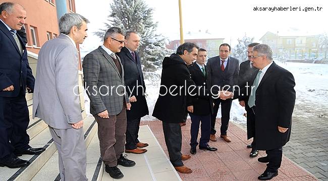 VALİ AYKUT PEKMEZ İL MÜDÜRÜ ZABUN'DAN BRİFİNG ALDI