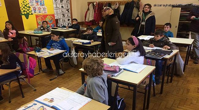KAMBER GÜLÜZAR DEMİR İLKOKULU ÖĞRETMENLERİ KÜLTÜRLER ARASI KÖPRÜ KURDU