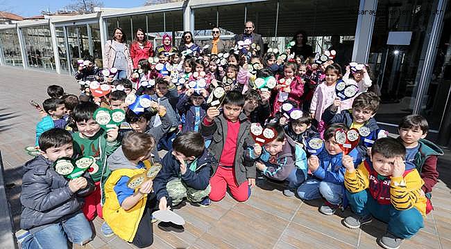 AKSARAY NENE HATUN ANAOKULU ÖĞRENCİLERDEN YAŞLILARA ANLAMLI ZİYARET