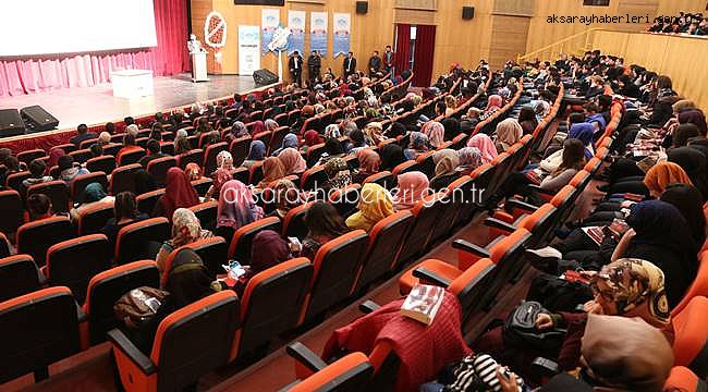 YAZAR TAHİR FATİH ANDI’DAN “İSTİKLAL MARŞI İSTİKBAL MARŞIDIR” KONFERANSI