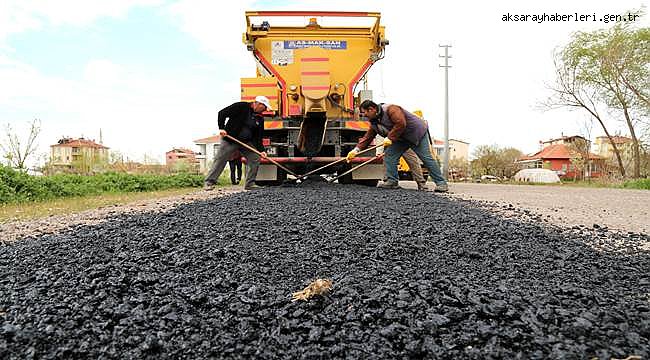 AKSARAY'DA KIŞ DOLAYISI İLE BOZULAN YOLLAR TAMİR EDİLİYOR
