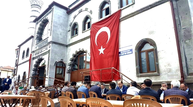 AKSARAY YAKABAĞLARI CAMİ İBADETE AÇILDI