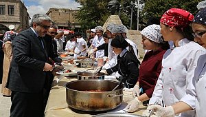 GÜZELYURT GASTRONOMİ ŞENLİĞİNDE YÖRESEL LEZZETLER TANITILDI