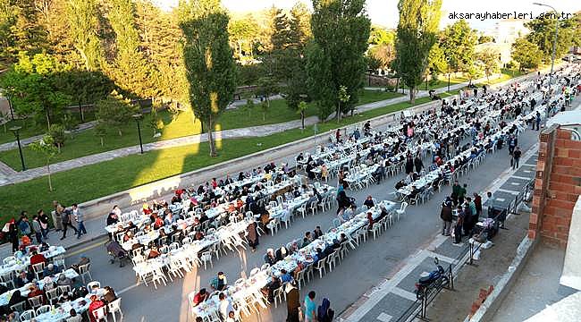 AKSARAY SOMUNCU BABA'DA 7 BİN KİŞİ İLE İFTAR 