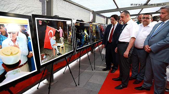 15 TEMMUZ DARBE GİRİŞİMİ FOTOĞRAFLARI AKSARAY MİLLİ İRADE MEYDANINDA SERGİLENİYOR ...