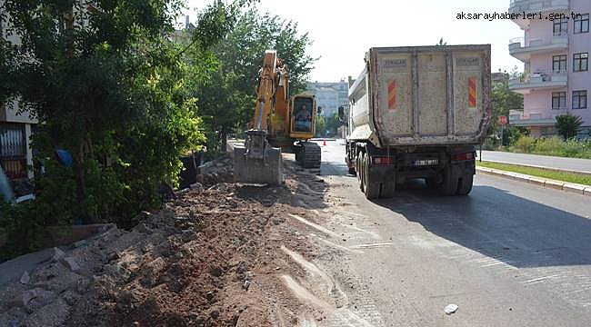 AKSARAY BELEDİYESİ KALDIRIMLARI YENİLİYOR