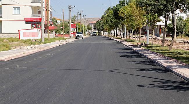AKSARAY BELEDİYESİ ŞEHRİN HER BÖLGESİNDE ASFALT ÇALIŞMASI YAPIYOR