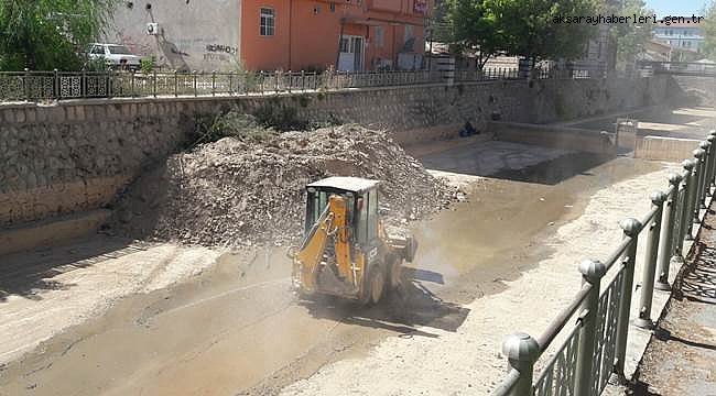 AKSARAY BELEDİYESİ'NDEN ULUIRMAK TEMİZLİĞİ