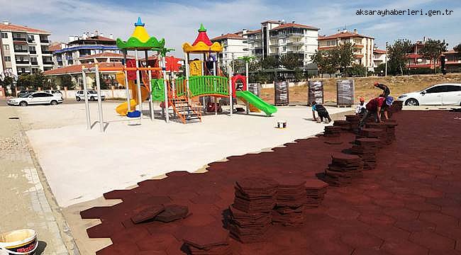 AKSARAY'DA ŞEHRİN DÖRT BİR YANINA MODERN PARKLAR YAPILIYOR