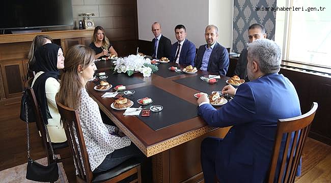 ASÜ YE YENİ ATANAN AKADEMİSYENLERLE TANIŞMA KAHVALTISI