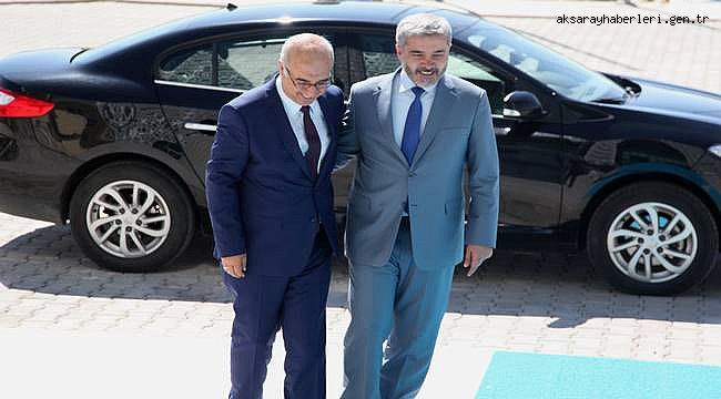 NİĞDE OHÜ REKTÖRÜ KAR’DAN İADE-İ ZİYARET