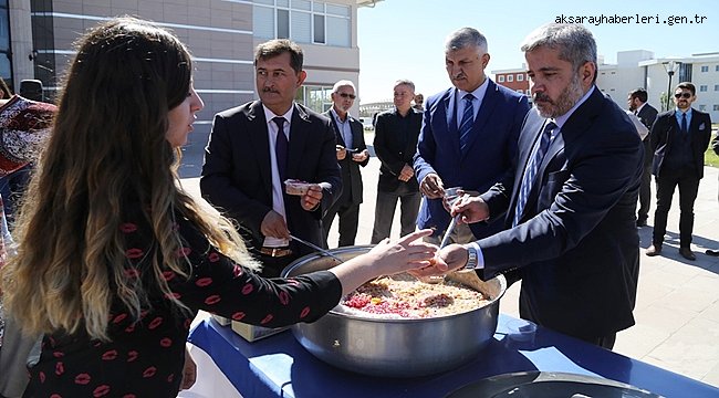 AKSARAY ÜNİVERSİTESİNDE BEREKET VE PAYLAŞMA AŞURE 