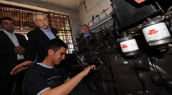 ÇOCUKLARIN YÜZDE 78'İ KAYIT DIŞI ÇALIŞIYOR