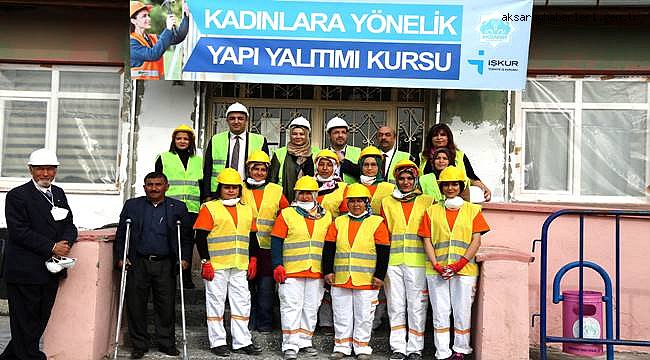 AKSARAY KADIN KOORDİNASYON MERKEZİ KADIN YALITIM İŞÇİLERİ İLE YAPTIĞI PROJEDE TÜRKİYE'DE BİR İLKE İMZA ATTI