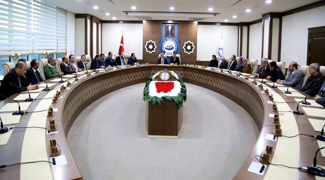 ASÜ ŞEHRİN GELECEĞİDİR; HER ZAMAN YANINDAYIZ