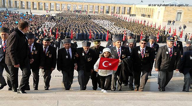 ATATÜRK'Ü ANMA PROGRAMINDA AKSARAY'I EN GÜZEL ŞEKİLDE TEMSİL ETTİLER