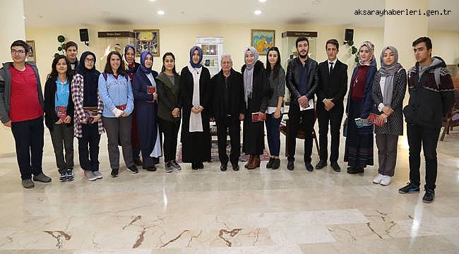 RASİM ÖZDENÖREN AKSARAY’DA 'GÜL YETİŞTİREN ADAM' KONFERANSINA KATILDI