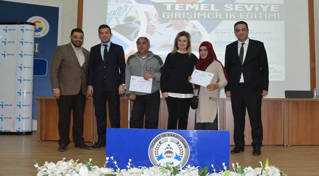 AKSARAY’DA 2017 YILININ SON GİRİŞİMCİLERİ SERTİFİKALARINI ALDILAR