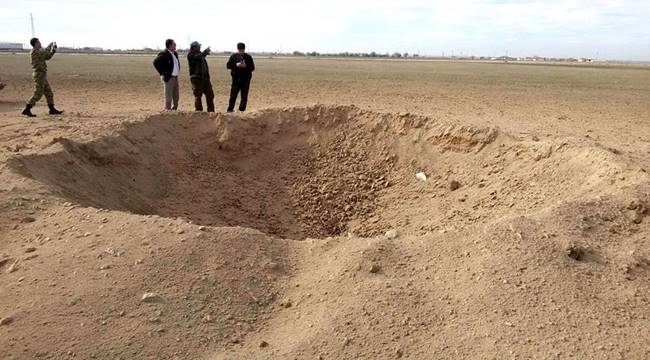 AKSARAY'DA YERLEŞİM YERİNİN YAKINLARINA 2 HAVAN MERMİSİ DÜŞTÜ