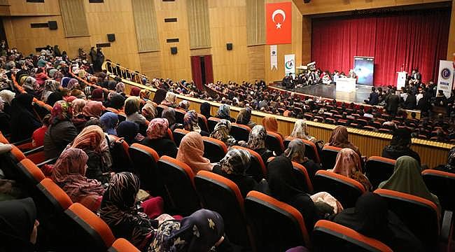 O’NUN (S.A.V.) SEVGİSİ SALONA SIĞMADI