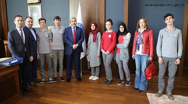 OSMAN GAZİ ANADOLU LİSESİ HEYETİ REKTÖR ŞAHİN’İ ZİYARET ETTİ