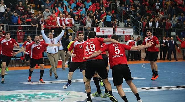 HENTBOL MİLLİ TAKIMIMIZ AKSARAY’DA KAZANARAK GRUP LİDERİ OLDU