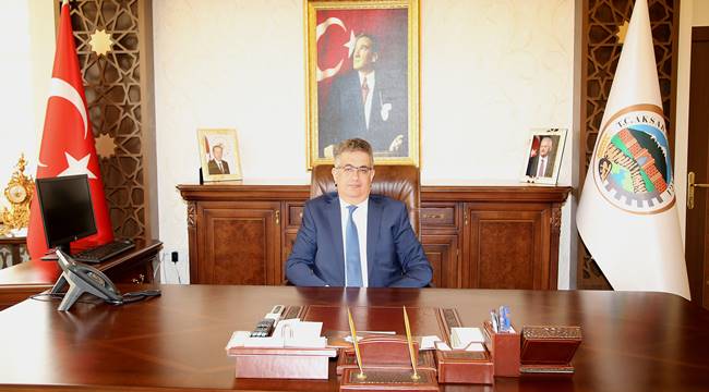 VALİ PEKMEZ'DEN “10 OCAK ÇALIŞAN GAZETECİLER GÜNÜ “ MESAJI 2018