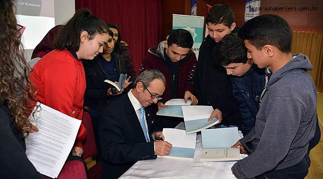 AKSARAY'DA “MEDENİYETİMİZİN MİMARLARI” KONFERANSINA BÜYÜK İLGİ