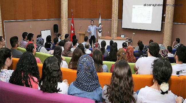 PROFESÖR YILMAZ AYDIN ADNAN MENDERES ÜNİVERSİTESİNDE KONFERANS VERDİ