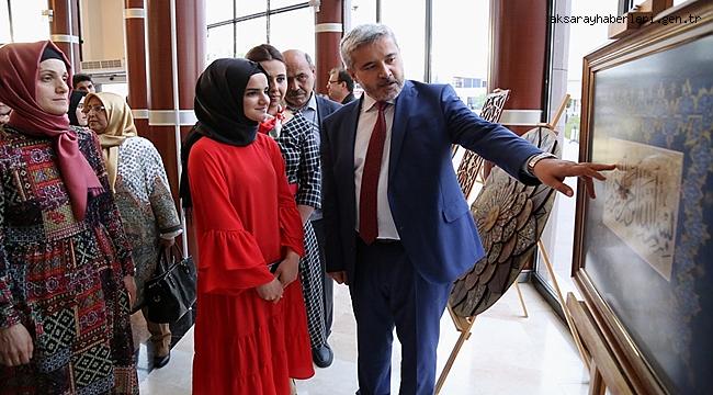 YENİ NESİL KALEMKARLAR ESERLERİNİ SERGİLEDİ