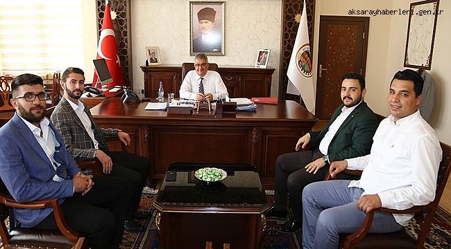 AK PARTİ GENÇLİK KOLLARINDAN VE MERVE BEKMEZCİ DEN VALİ AYKUT PEKMEZ’E ZİYARET