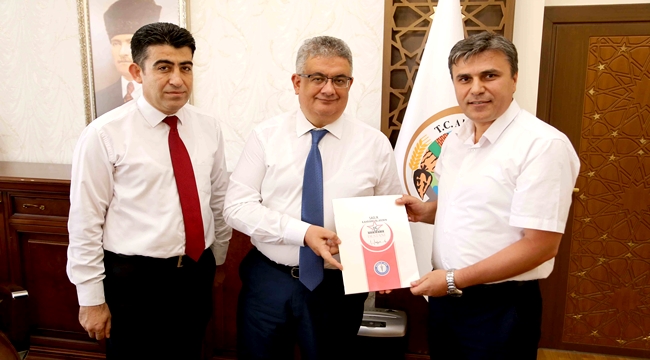 AKSARAY SAĞLIK-SEN’DEN VALİ PEKMEZ’E ZİYARET