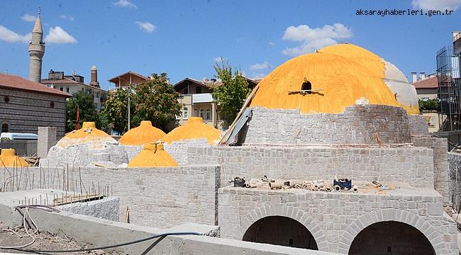 ANADOLU SELÇUKLU DÖNEMİNİN İHTİŞAMLI HAMAMI AKSARAY’A HİZMET ETMEYE HAZIRLANIYOR