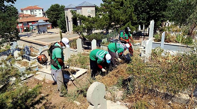 ERVAH KABRİSTANLIĞI'NDA TEMİZLİK ÇALIŞMASI