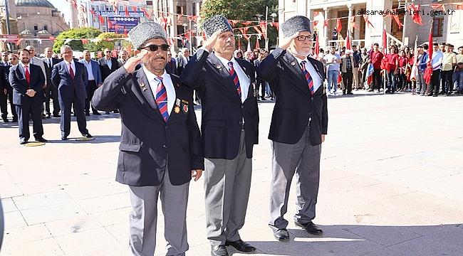 AKSARAY'DA 19 EYLÜL GAZİLER GÜNÜ DÜZENLENEN TÖRENLE KUTLANDI