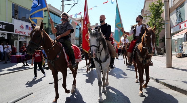 AKSARAY MUHTEŞEM BİR FESTİVALE EV SAHİPLİĞİ YAPTI