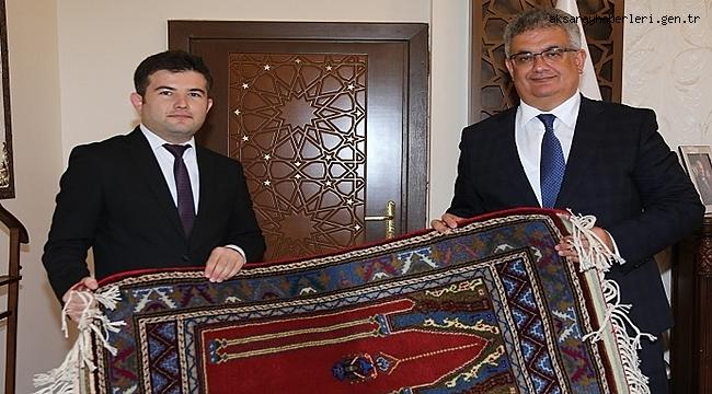 ESKİL KAYMAKAMI KARTAL VALİ AYKUT PEKMEZ’E VEDA ZİYARETİNDE BULUNDU