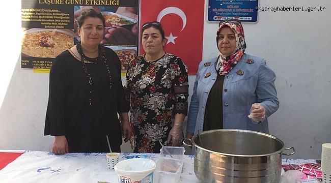 AKSARAY'LI MUHTAR KENDİ YAPTIGI AŞUREYİ KENDİ DAĞITTI