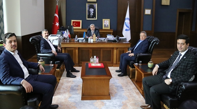 AK PARTİ İL BAŞKANI ALTINSOY, REKTÖR ŞAHİN’İ ZİYARET ETTİ