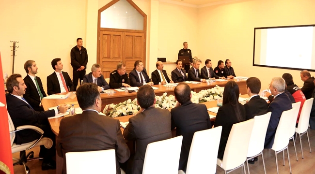 AKSARAY'DA 2018-2019 YILI KIŞ ŞARTLARI VE KARLA MÜCADELE TOPLANTISI...